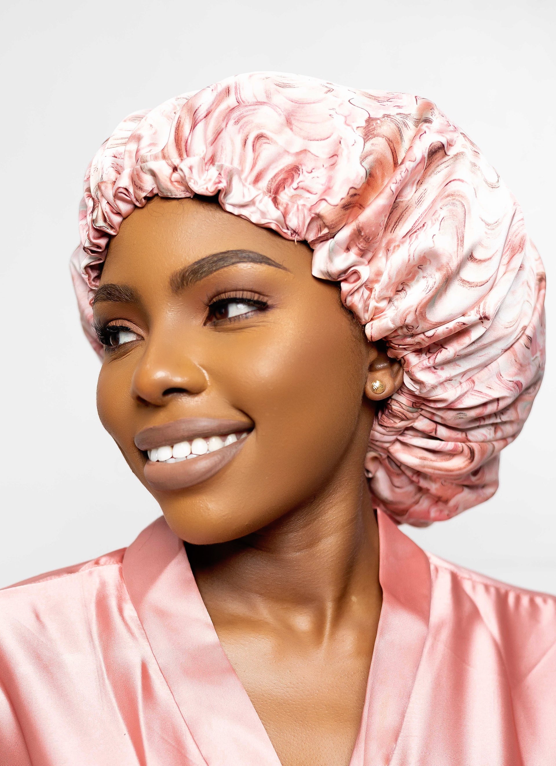 Unlocking the Secrets of Healthy Hair: The Silk Bonnet Revolution